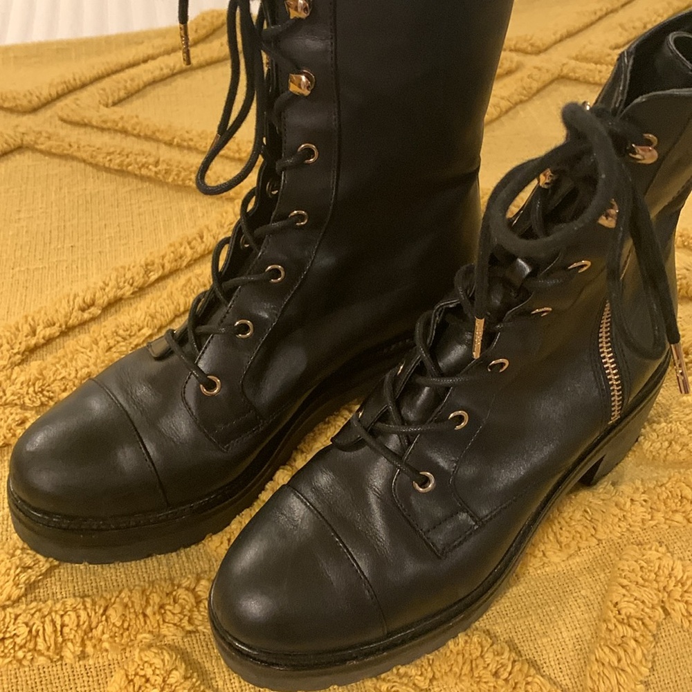 Boots - Picture 2 of 5